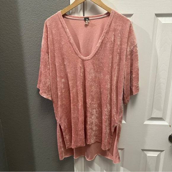 Free People Pink Velvet Oversized Tunic Size Small - Picture 2 of 4